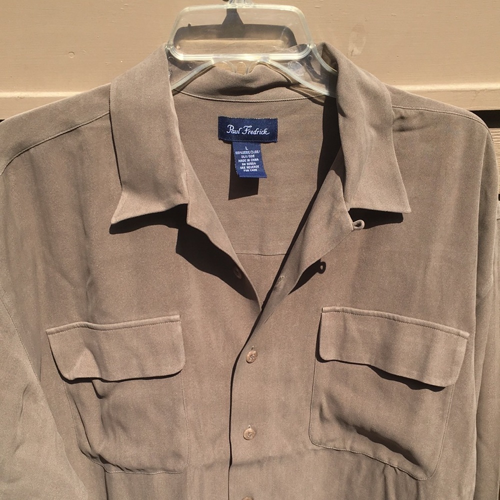 NWOT Classy Silk men’s shirt